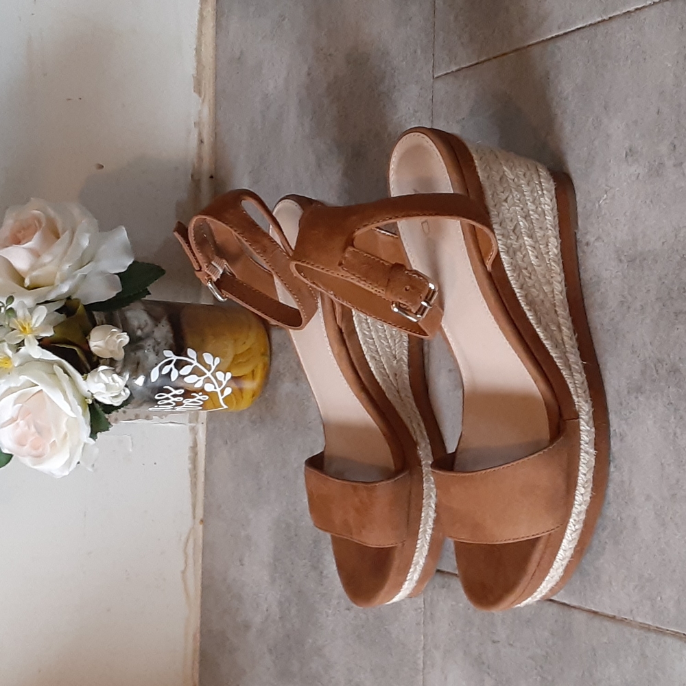 Aldo  shoes  size  7.5